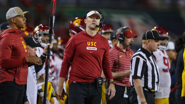 usc trojans football arizona pac-12 80